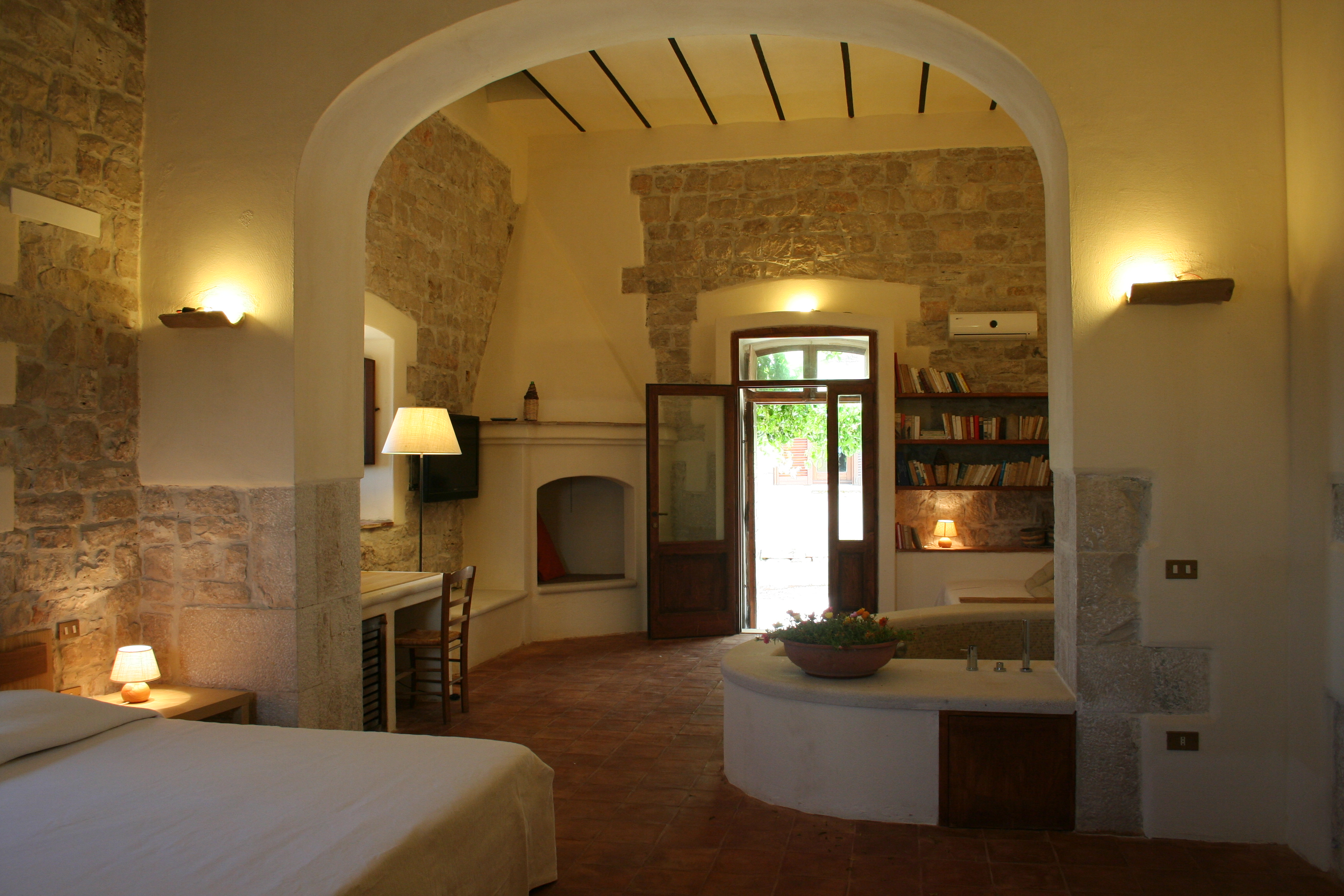 Luxury Resort Castel del Monte Puglia Italia Solaris