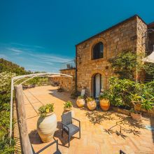 The tarditional stone building of the Agriturismo Cefalù