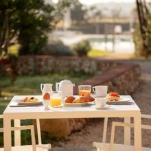 Sea&Country stay Baia dei Turchi_breakfast table