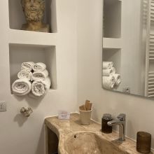 Charme Retreat Martina Franca, bathroom of a standard room