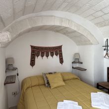 The lamia rossa, authentic rural Puglia Cisternino Trulli-lamia rossa-authentic rural Puglia