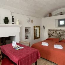 lamia rossa, experience the authentic countryside of Puglia Cisternino Trulli-lamia rossa-experience the authentic countryside of Puglia