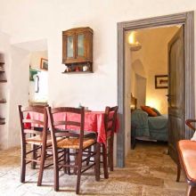 The trullo for 4-5 guests, the unique charm of a stay in a traditional Apulian trullo Cisternino Trulli-original trullo 4-5 guests
