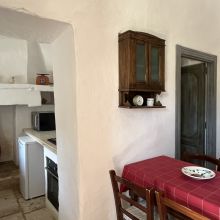 The trullo for 4-5 guests, the charm of staying in a genuine Apulian trullo Cisternino Trulli-original trullo 4-5 guests