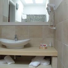 Country Hotel Otranto_Confort room bath
