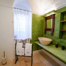 Double room with a pool view, where Puglia feels like home B&B Valle dei Trulli, double room with a pool view, bathroom