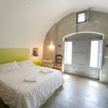 Double room with patio, feel home in Puglia B&B Valle dei Trulli, double room with patio