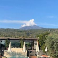 Etna Winery Retreat