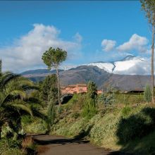 Wine country stay Etna