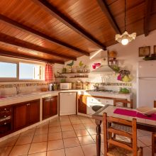 Sea apartment Tindari_attic kitchen