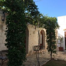 Country stay Ostuni_courtyard