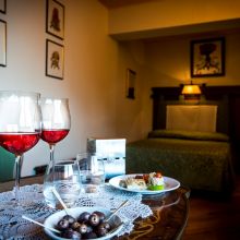 Luxury winery resort Castelbuono_Junior suite Cerasuolo