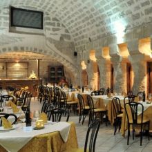 Wine country stay_Apulian restaurant