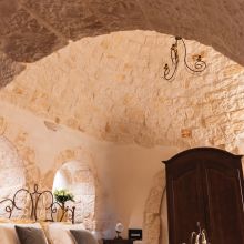 Masseria Cisternino in Valle d'Itria-sleeping in a trullo