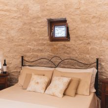 Masseria Cisternino in Valle d'Itria-sleeping in a trullo