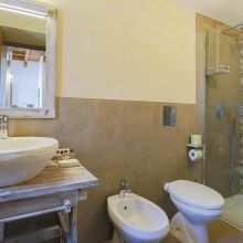 Bathroom of the family room Bathroom of the family room at the masseria Ostuni