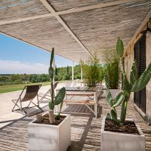 The view from the veranda, a perfect retreat to soothe the heart and soul Otranto Alimini a veranda
