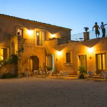 Agriturismo Siracusa_courtyard