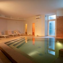 Sea&Country stay Baia dei Turchi_indoor pool&whirlpool