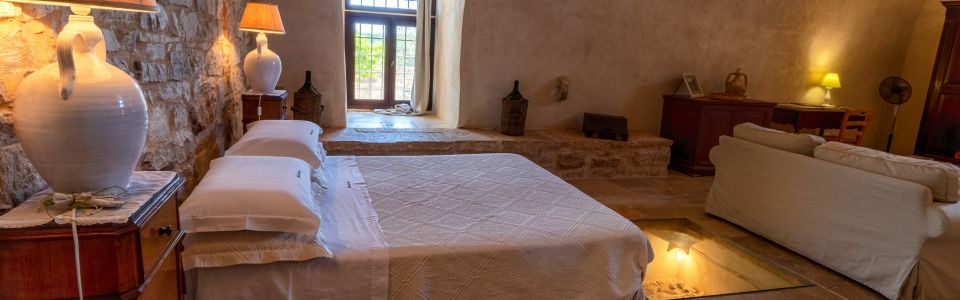 Country coach house Ruvo-apartment Iazzo-bedroom