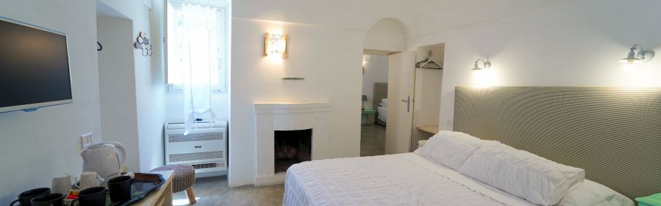 The trullo family room B&B Valle dei Trulli, family room in a trullo
