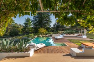 Charme Retreat Martina Franca, the pool