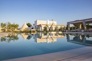 Locorotondo luxury Trulli resort